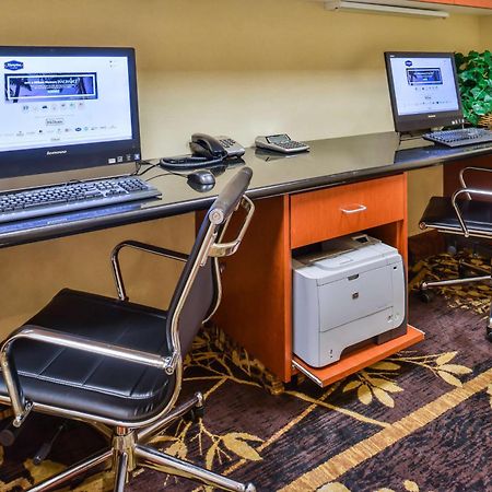 Hampton Inn Emporia Ngoại thất bức ảnh