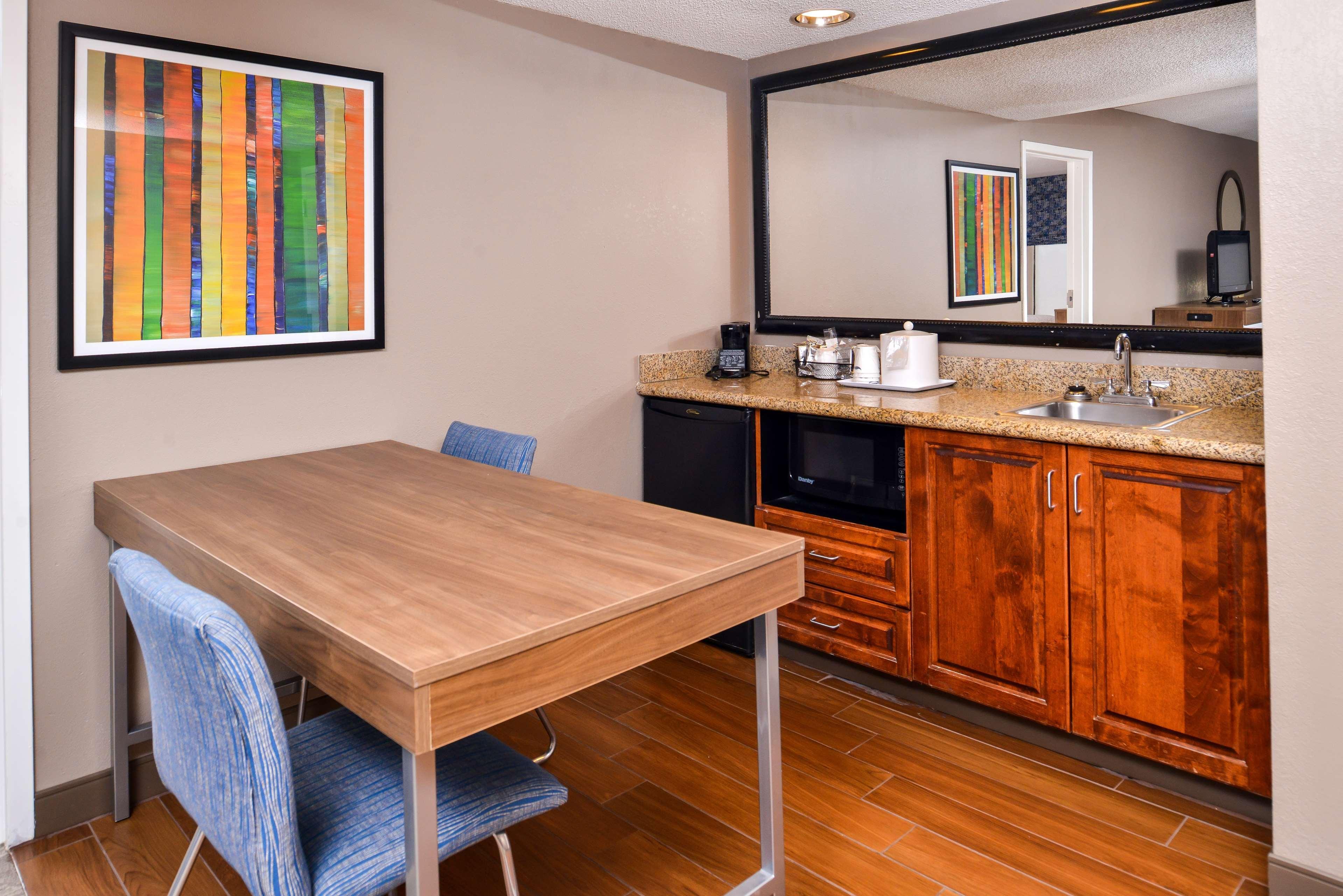 Hampton Inn Emporia Ngoại thất bức ảnh