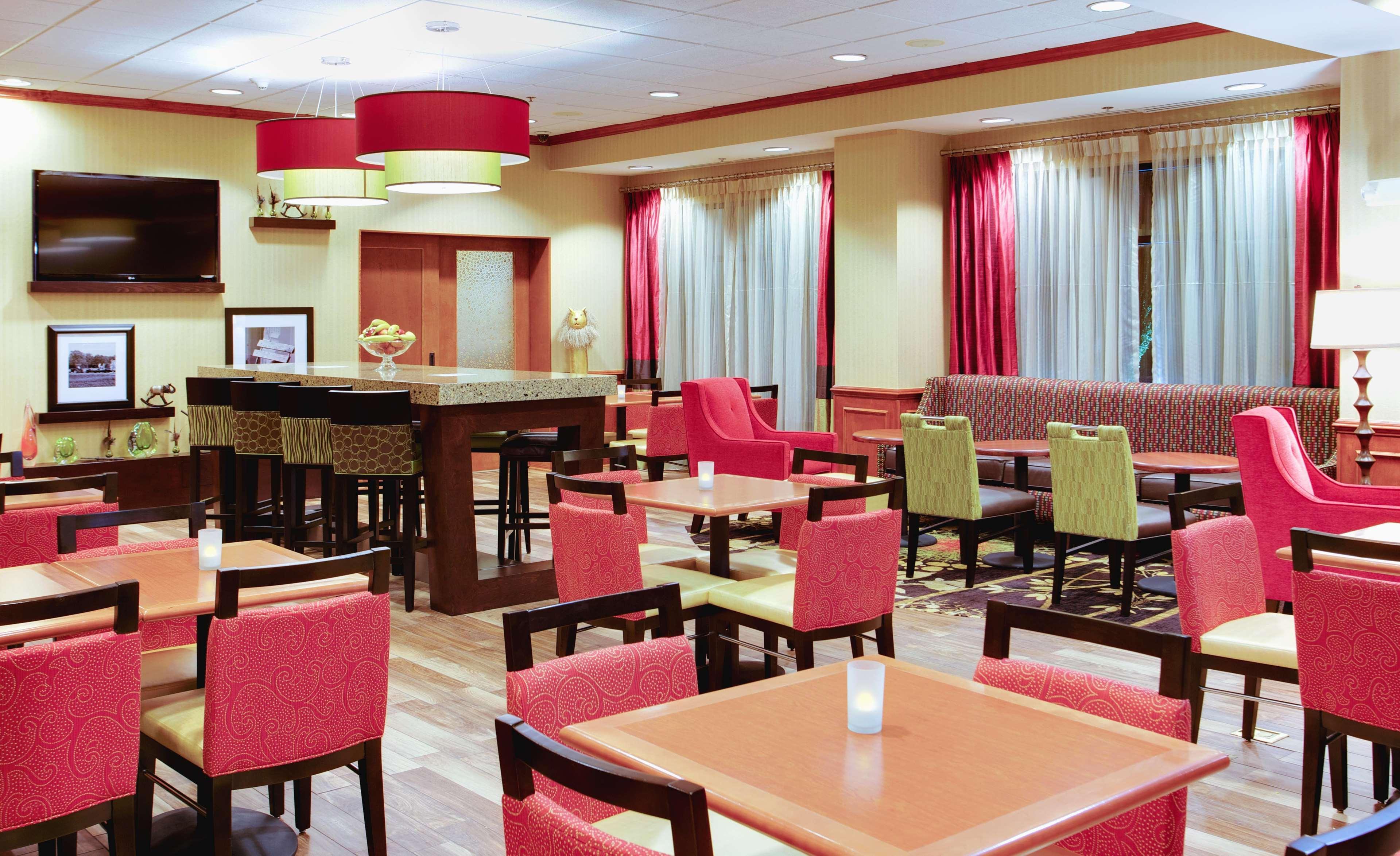 Hampton Inn Emporia Ngoại thất bức ảnh