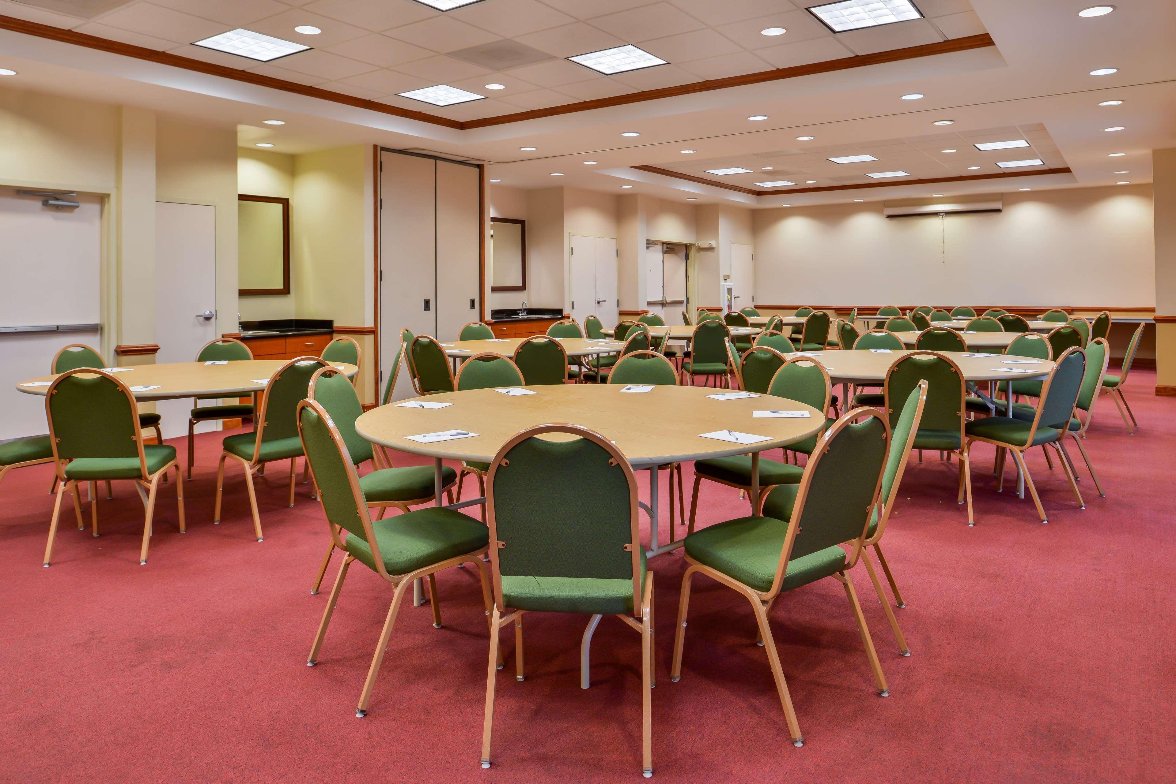 Hampton Inn Emporia Ngoại thất bức ảnh