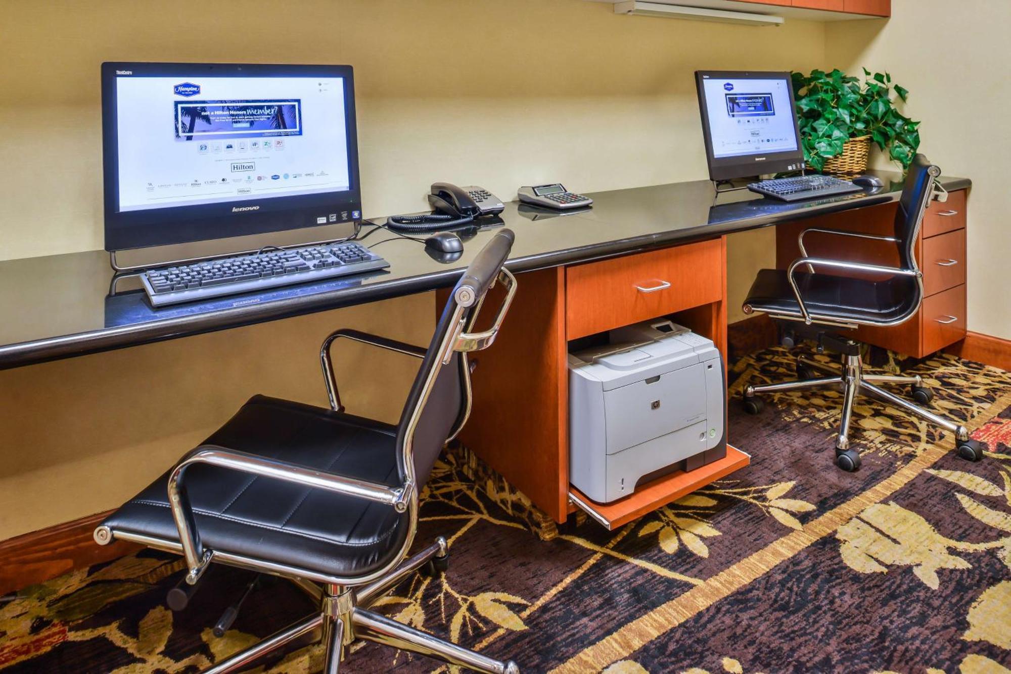Hampton Inn Emporia Ngoại thất bức ảnh